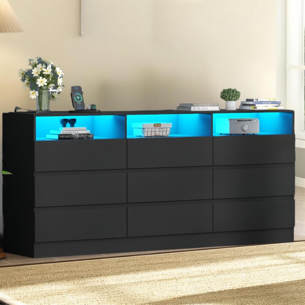 9 Drawer Dresser with Power Outlet C4008