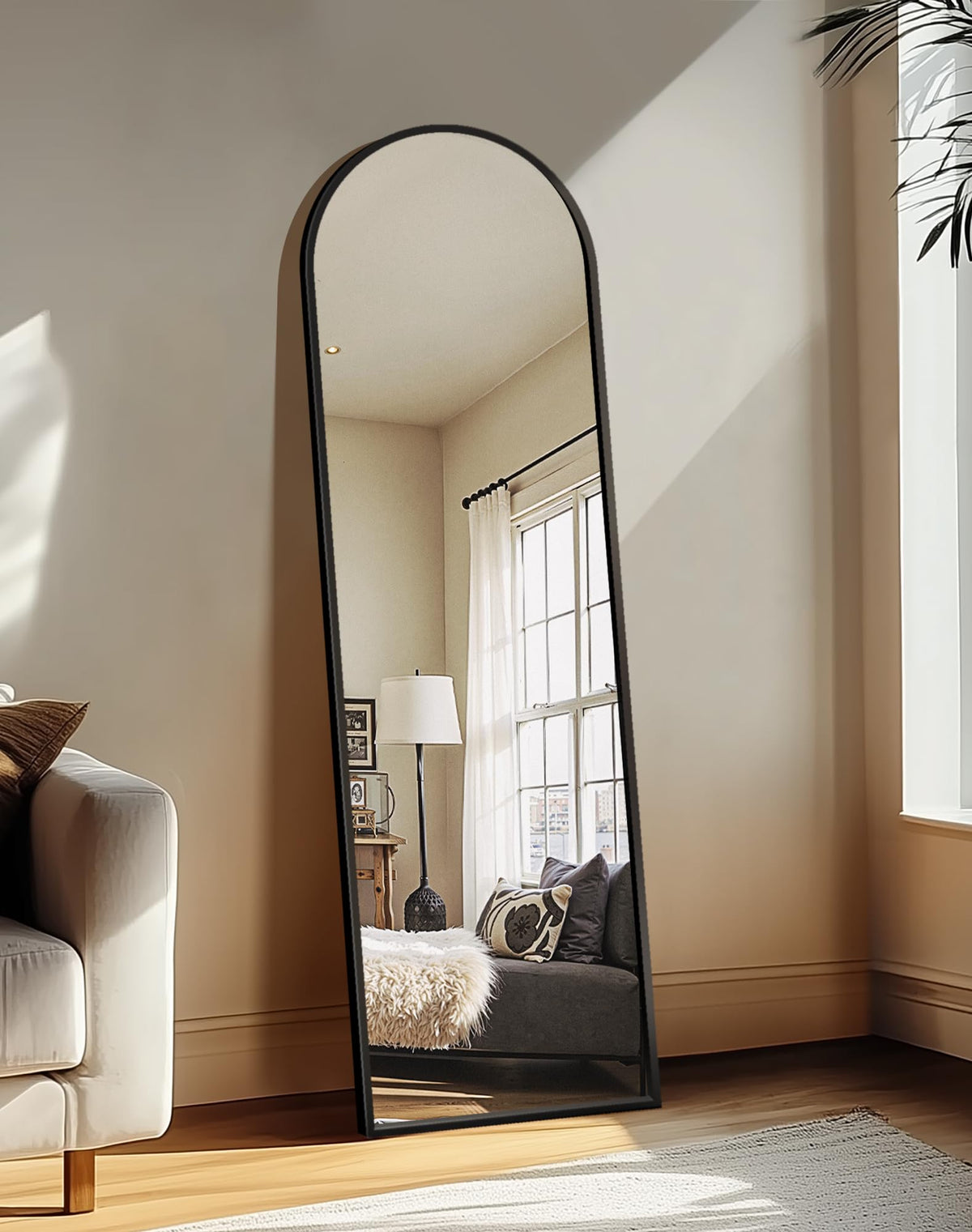 Arched Full Length Black Floor Mirror with Stand S735