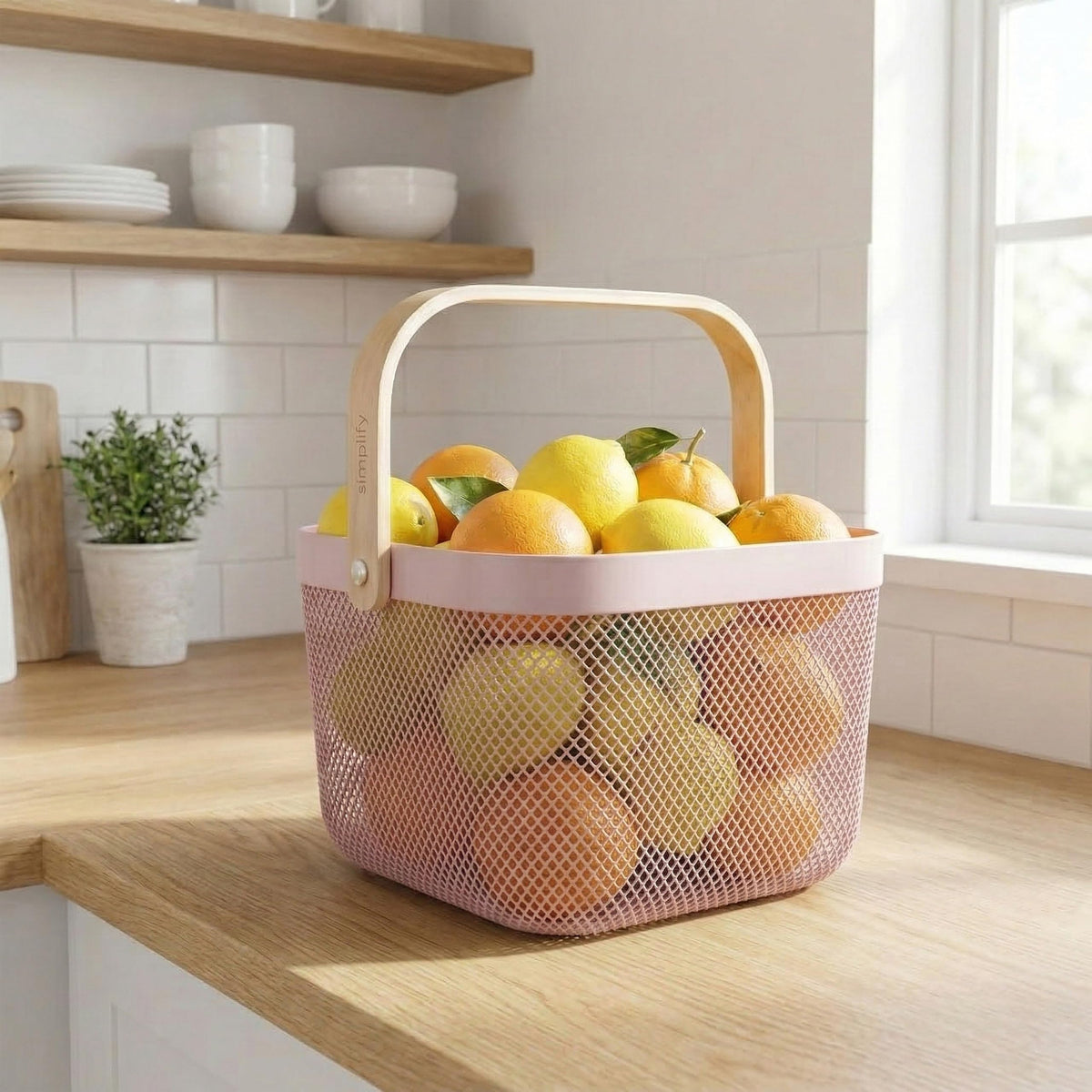 Small Mesh Storage Basket with Wooden Handle C652